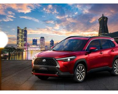 Nội thất Toyota Corolla Cross 2022: Hình ảnh, giá niêm yết và ưu đãi mới nhất