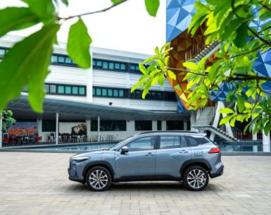 Tổng Giám đôc Toyota Việt Nam: Chúng tôi chọn phát triển ô tô Hybrid