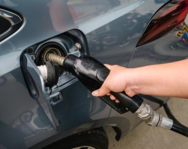 Đổ nhầm nhiên liệu cho ô tô xử lý thế nào?
