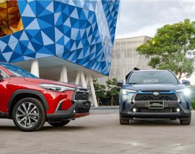 Các mẫu xe Toyota 5 chỗ gầm cao và bảng giá mới nhất (11/2022)